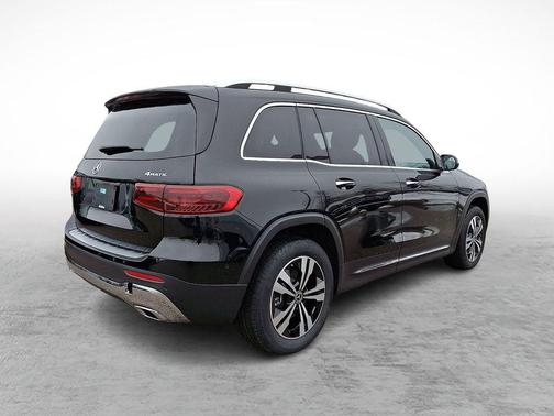 2026 Mercedes-Benz GLB 250 Base 4MATIC