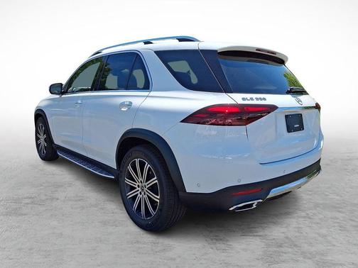 Polar White 2026 Mercedes-Benz GLE 350 Base 4MATIC