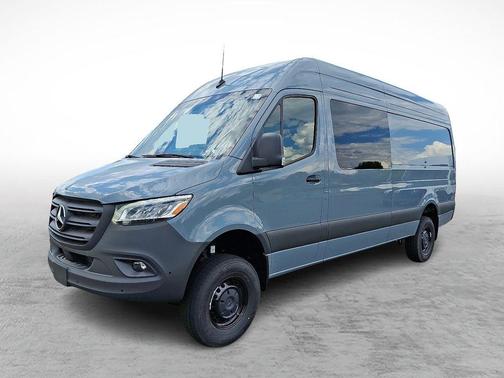 2025 Mercedes-Benz Sprinter 2500 High Roof