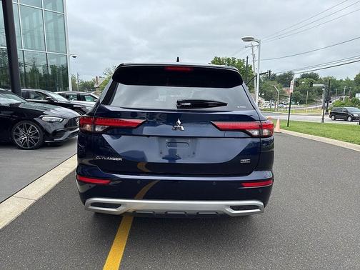2022 Mitsubishi Outlander SEL