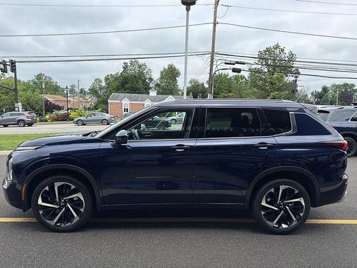 2022 Mitsubishi Outlander SEL