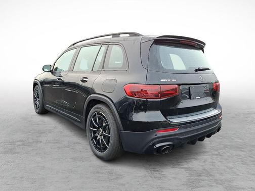 2026 Mercedes-Benz AMG GLB 35 Base