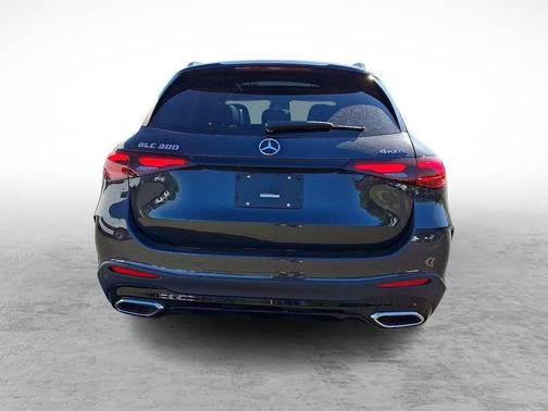 2025 Mercedes-Benz GLC 300 Base 4MATIC