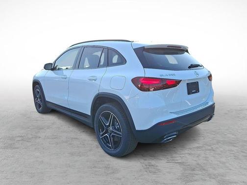 2026 Mercedes-Benz GLA 250 Base 4MATIC