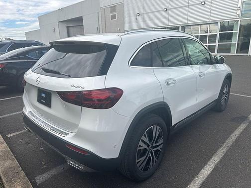 2025 Mercedes-Benz GLA 250 Base 4MATIC