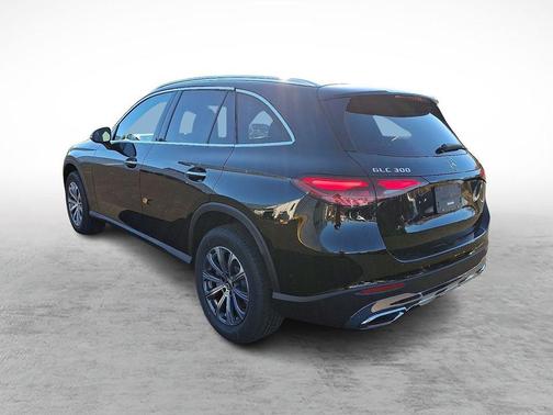 2026 Mercedes-Benz GLC 300 Base 4MATIC