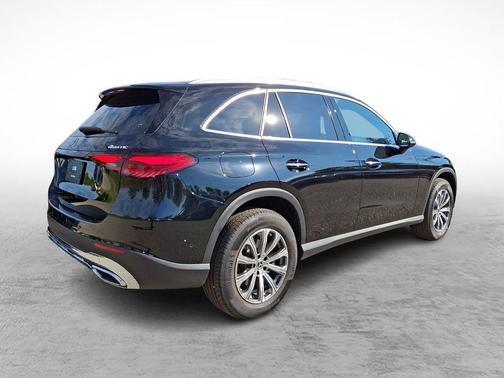 Black 2026 Mercedes-Benz GLC 300 Base 4MATIC