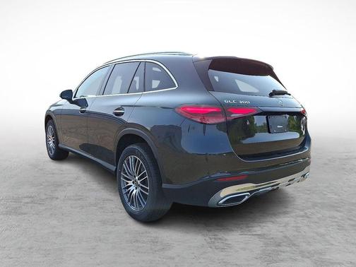 2025 Mercedes-Benz GLC 300 Base 4MATIC