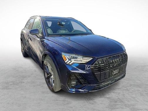 2022 Audi Q3 45 S line Premium