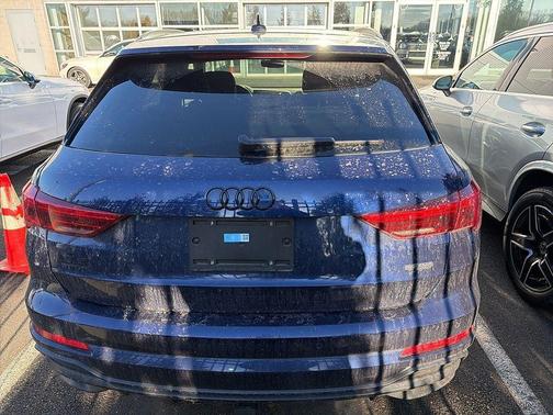 2022 Audi Q3 45 S line Premium