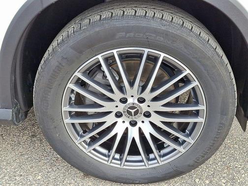 2025 Mercedes-Benz GLC 300 Base 4MATIC