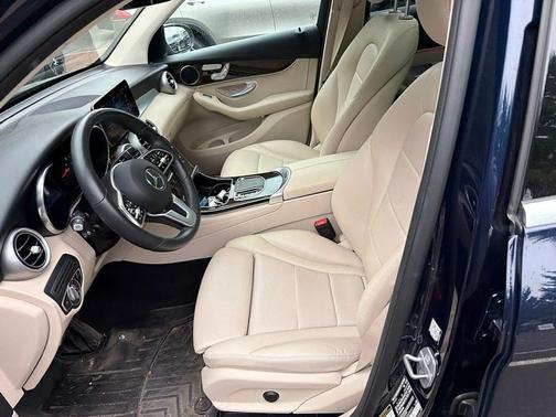 Lunar Blue Metallic 2021 Mercedes-Benz GLC 300 Base 4MATIC