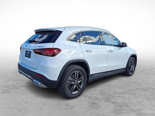 2025 Mercedes-Benz GLA 250 Base 4MATIC