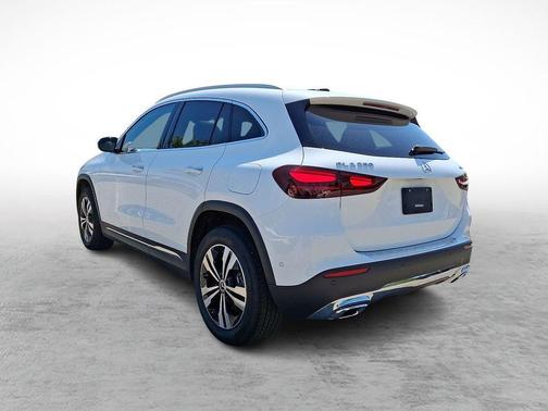 2025 Mercedes-Benz GLA 250 Base 4MATIC