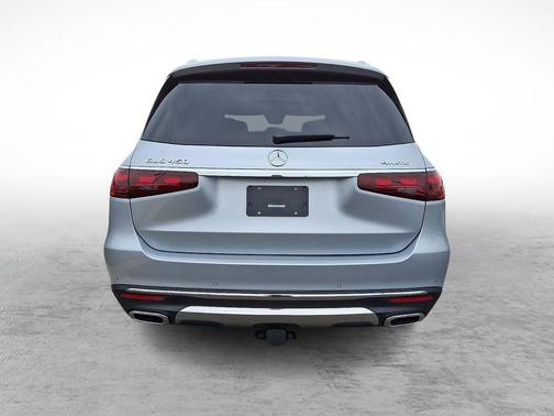 2026 Mercedes-Benz GLS 450 4MATIC