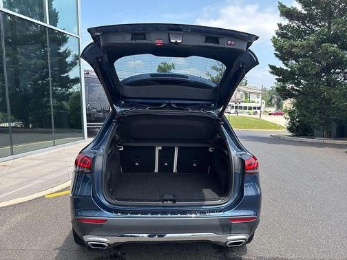 2021 Mercedes-Benz GLA 250 Base 4MATIC