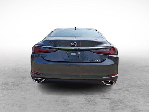 2022 Lexus ES 350 Base