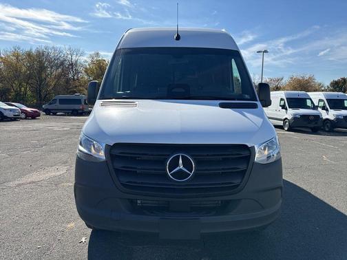 2025 Mercedes-Benz Sprinter 2500 Standard Roof