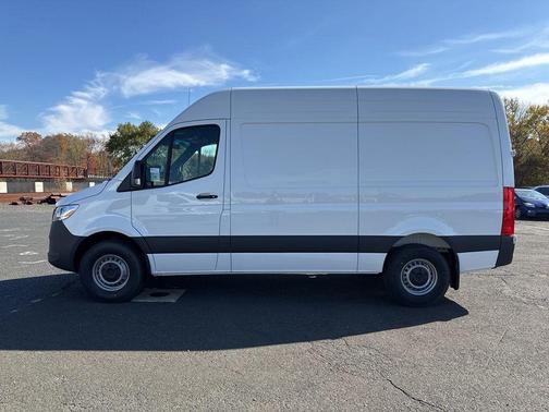 2025 Mercedes-Benz Sprinter 2500 Standard Roof
