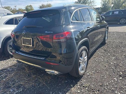 2023 Mercedes-Benz GLA 250 Base 4MATIC