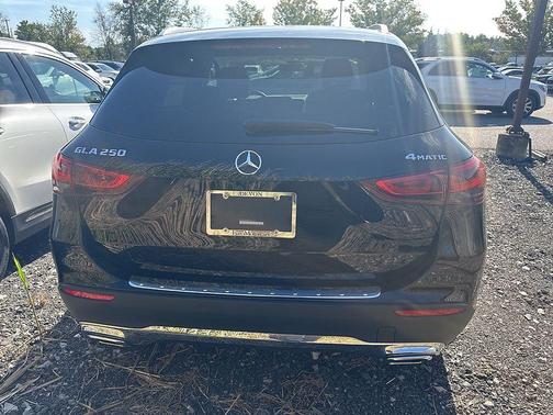 2023 Mercedes-Benz GLA 250 Base 4MATIC