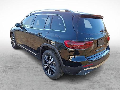 2025 Mercedes-Benz GLB 250 Base 4MATIC