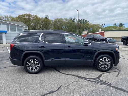 2022 GMC Acadia AWD SLE