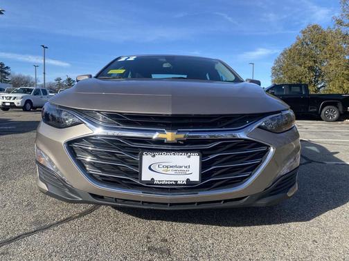 2022 Chevrolet Malibu FWD LT