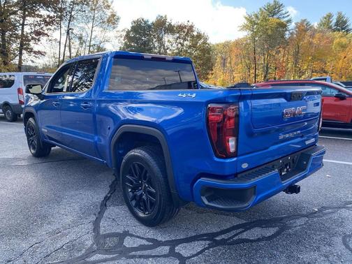 2022 GMC Sierra 1500 Elevation