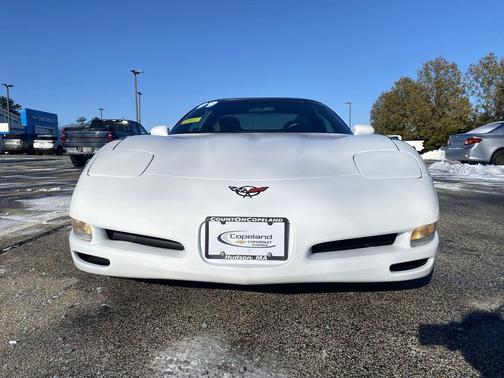 1999 Chevrolet Corvette Base