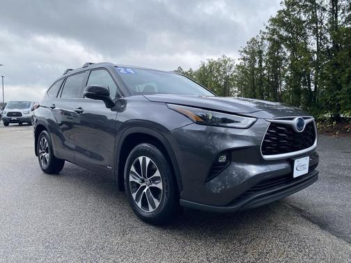 2024 Toyota Highlander Hybrid XLE