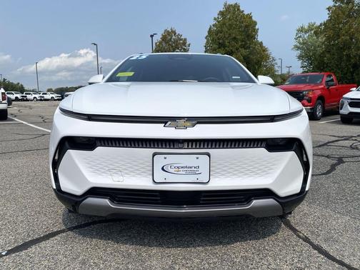 2025 Chevrolet Equinox EV LT