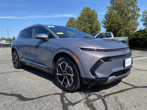 2025 Chevrolet Equinox EV LT