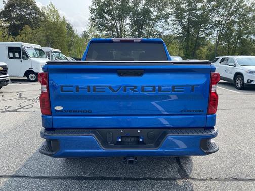 2022 Chevrolet Silverado 1500 Custom
