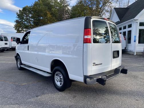 2024 Chevrolet Express 2500 RWD 2500 Regular Wheelbase WT