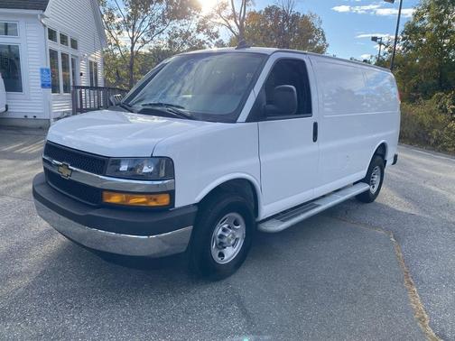 2024 Chevrolet Express 2500 RWD 2500 Regular Wheelbase WT