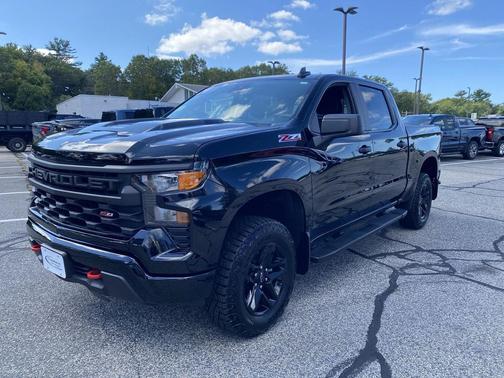 2024 Chevrolet Silverado 1500 Custom Trail Boss