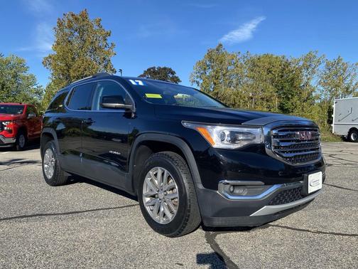2017 GMC Acadia SLE-2