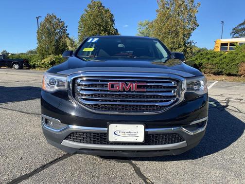 2017 GMC Acadia SLE-2