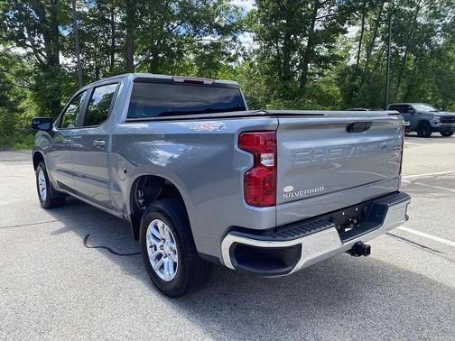 Sterling Gray Metallic 2023 Chevrolet Silverado 1500 LT