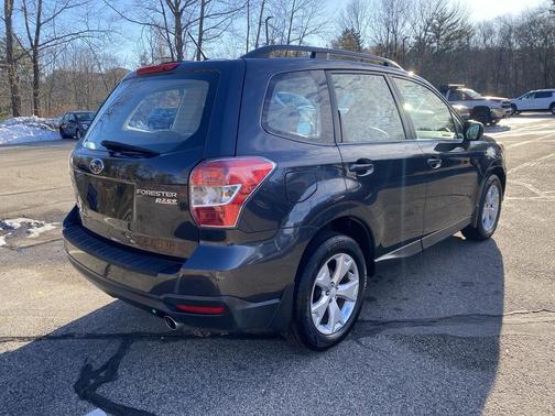 2015 Subaru Forester 2.5i