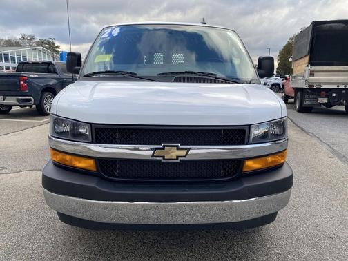 2024 Chevrolet Express 2500 RWD 2500 Regular Wheelbase WT