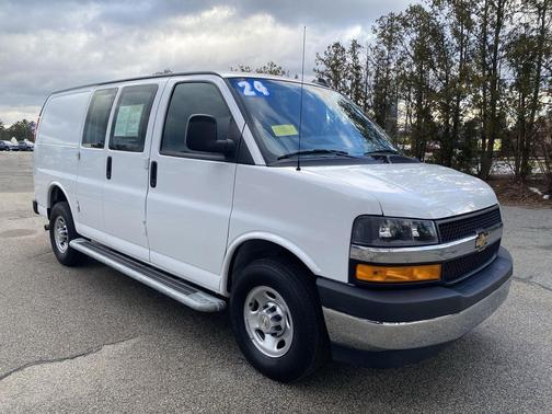 2024 Chevrolet Express 2500 RWD 2500 Regular Wheelbase WT