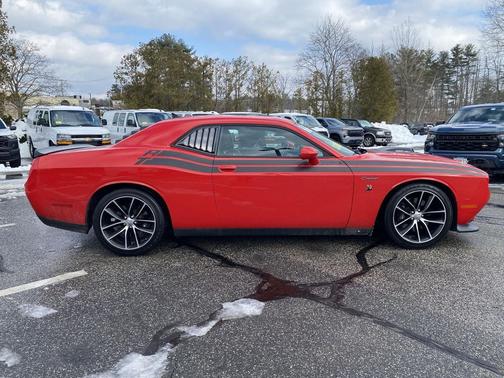2016 Dodge Challenger R/T Scat Pack