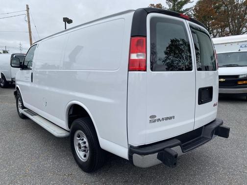 2024 GMC Savana 2500 Work Van