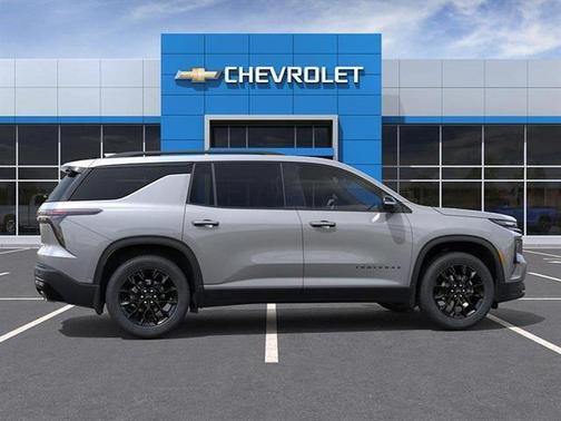 Sterling Gray Metallic 2026 Chevrolet Traverse LT