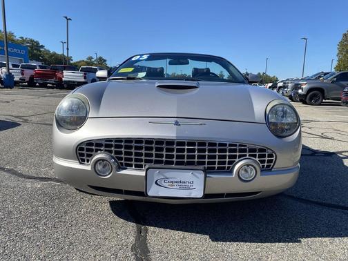 2005 Ford Thunderbird Deluxe