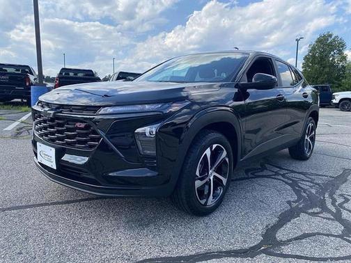 Mosaic Black Metallic 2024 Chevrolet Trax FWD 1RS