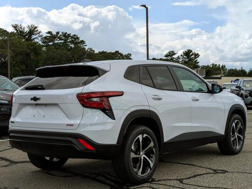 2025 Chevrolet Trax FWD 1RS
