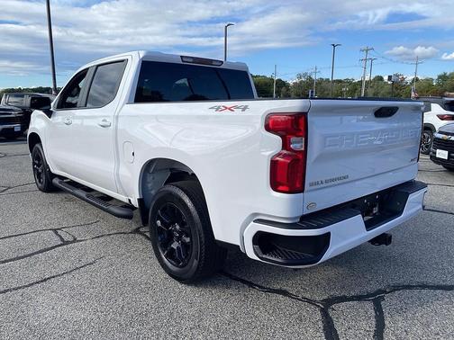 Summit White 2026 Chevrolet Silverado 1500 RST